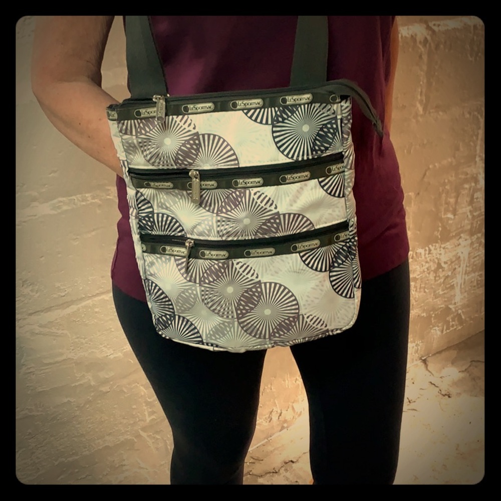 Lesportsac bag